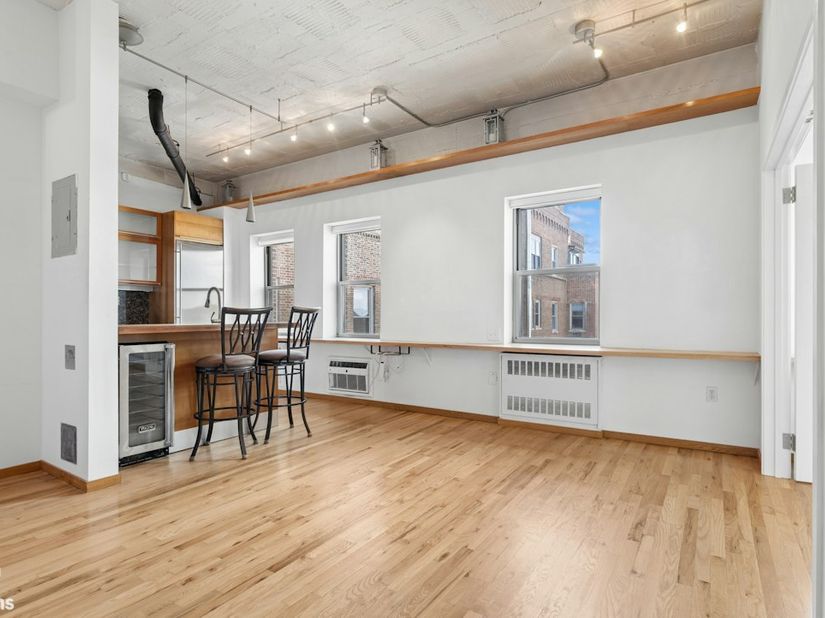 689 Fort Washington Avenue 5M, New York NY 10040