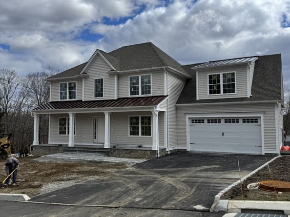 2 Steeple View Lane, Shelton CT 06484