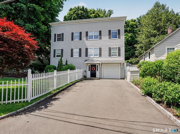 26 Abbott Avenue, Ridgefield CT 06877