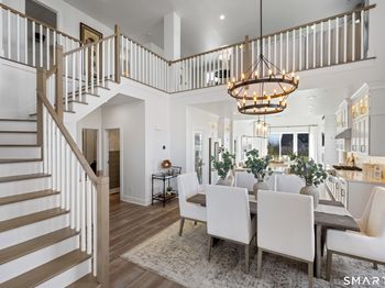 6 Elmwood Court