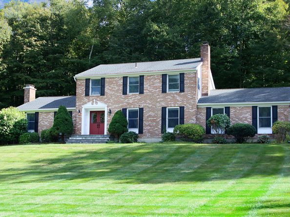 4 Stone Dam Road, Bethel CT 06801