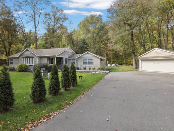 178 Church Street, Monroe CT 06468