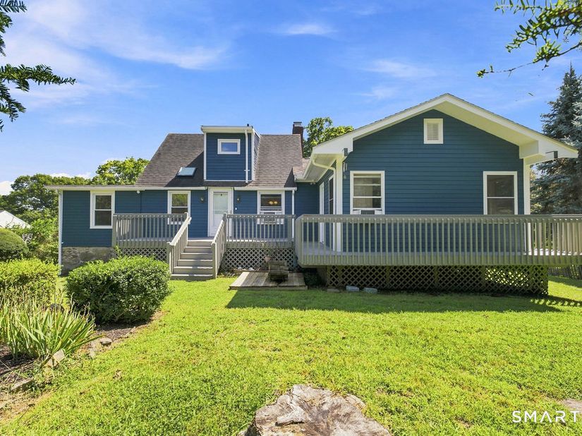 176 Stonehouse Road, Trumbull CT 06611