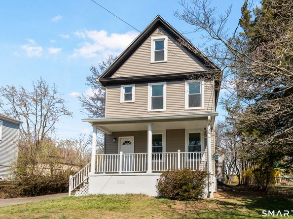 152 Stonybrook Road, Stratford CT 06614