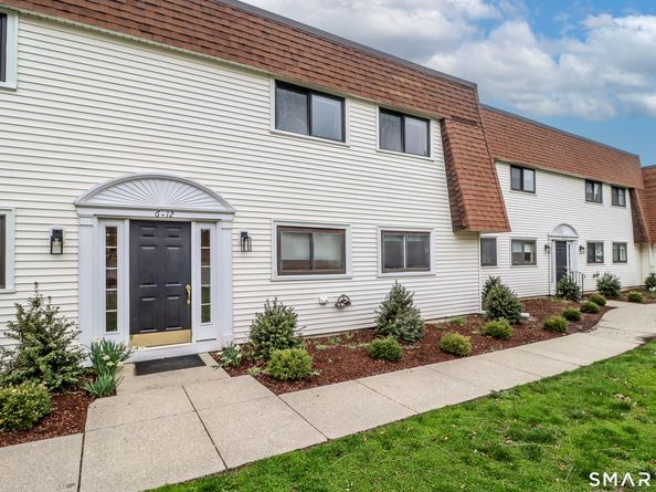 12 Hulls Highway 12, Fairfield CT 06890