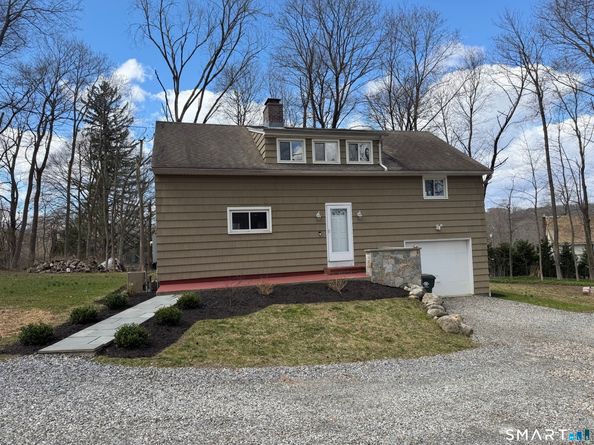 11 Highland Avenue, Bethel CT 06801