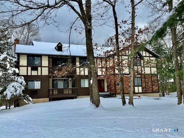 4 Arlington Court 4, Brookfield CT 06804