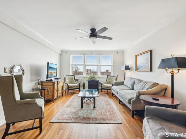 4 Putnam Hill 4F, Greenwich CT 06830