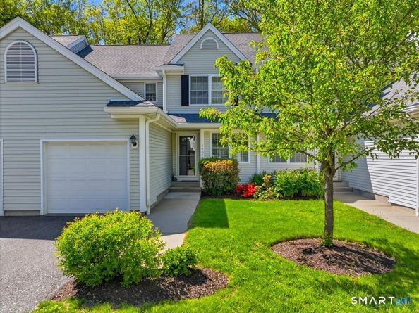 1404 Cypress Drive 1404, Danbury CT 06811