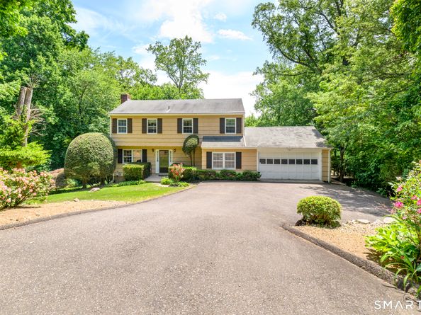 101 E Cross Road, Stamford CT 06907