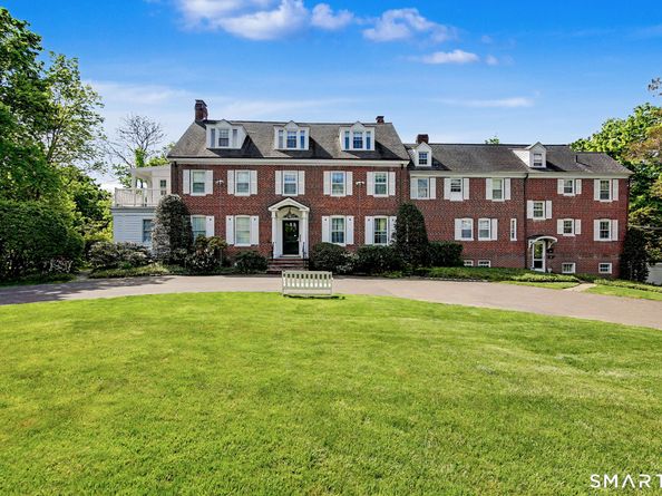 24 Saint Johns Place 4, New Canaan CT 06840