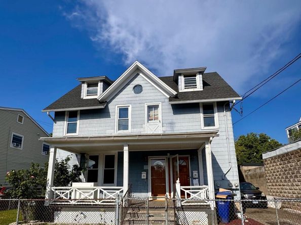384 Wells Street, Bridgeport CT 06606