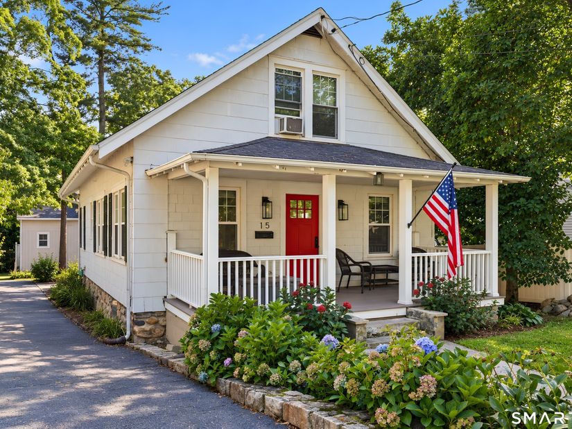 15 Mead Street, Stamford CT 06907