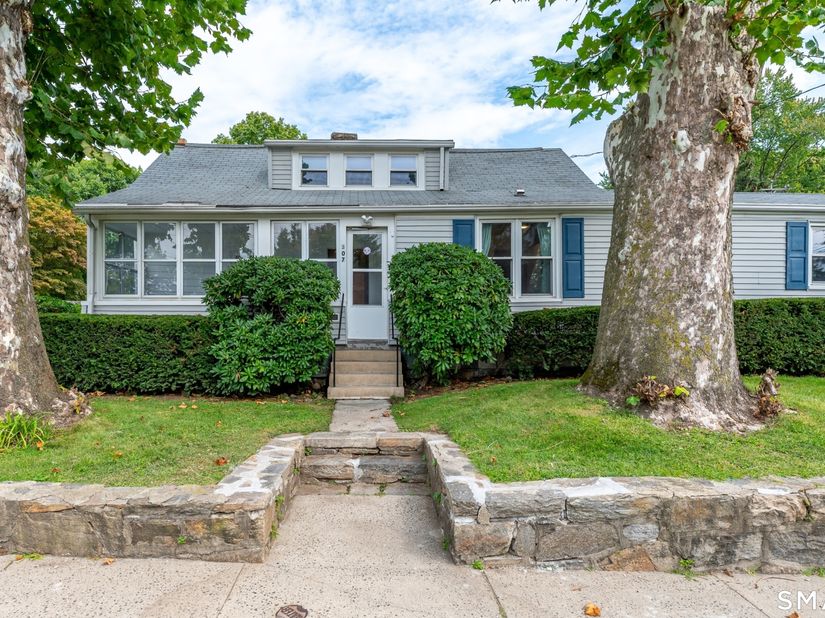307 Courtland Avenue, Stamford CT 06906