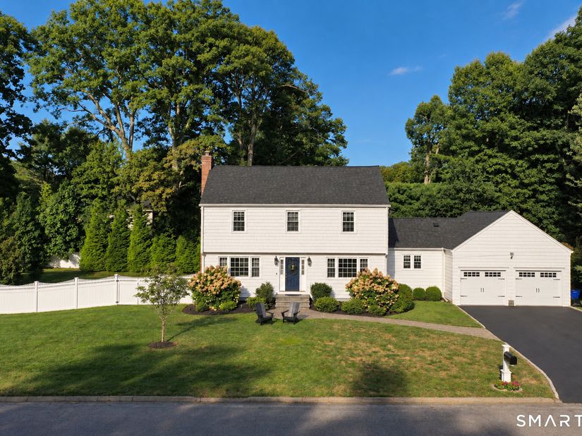 136 Chatham Road, Fairfield CT 06825