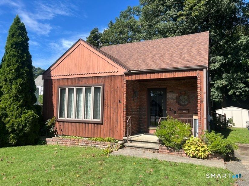208 Birmingham Street, Bridgeport CT 06606