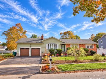 45 Lombard Road