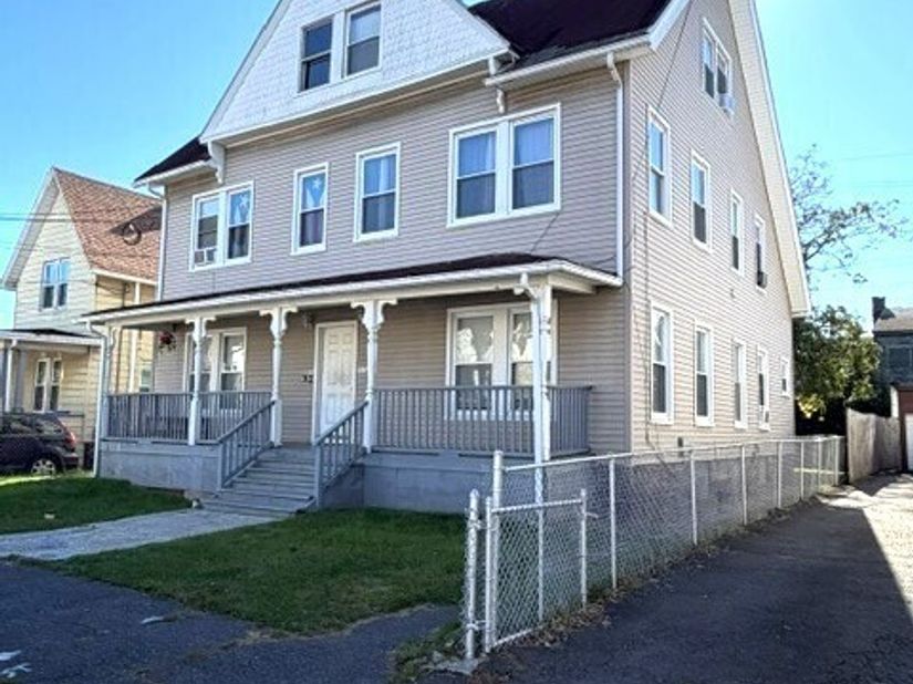 249-51 Black Rock Avenue, Bridgeport CT 06605