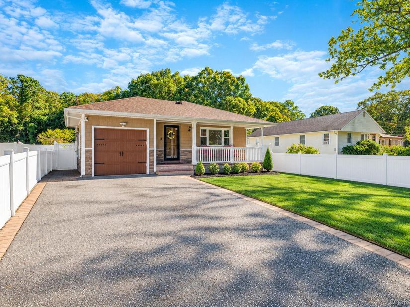 177 N Evergreen Drive, Selden NY 11784