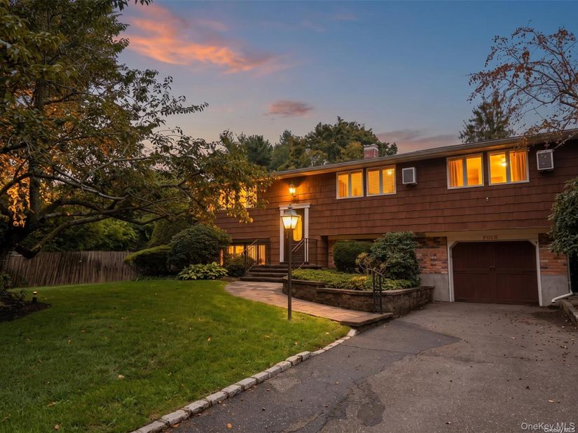 4 Fairway Drive, Port Jefferson Station NY 11776