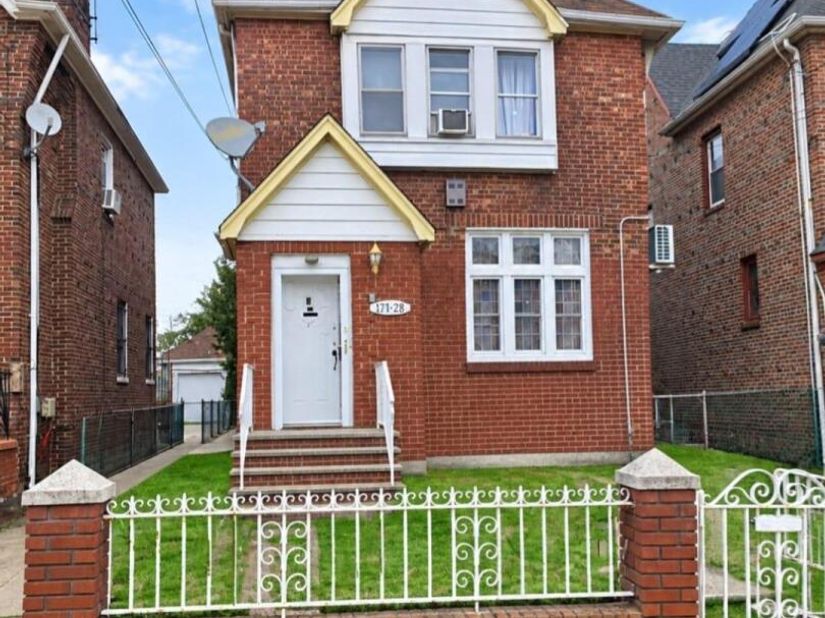 11623 204th Street, Saint Albans NY 11412