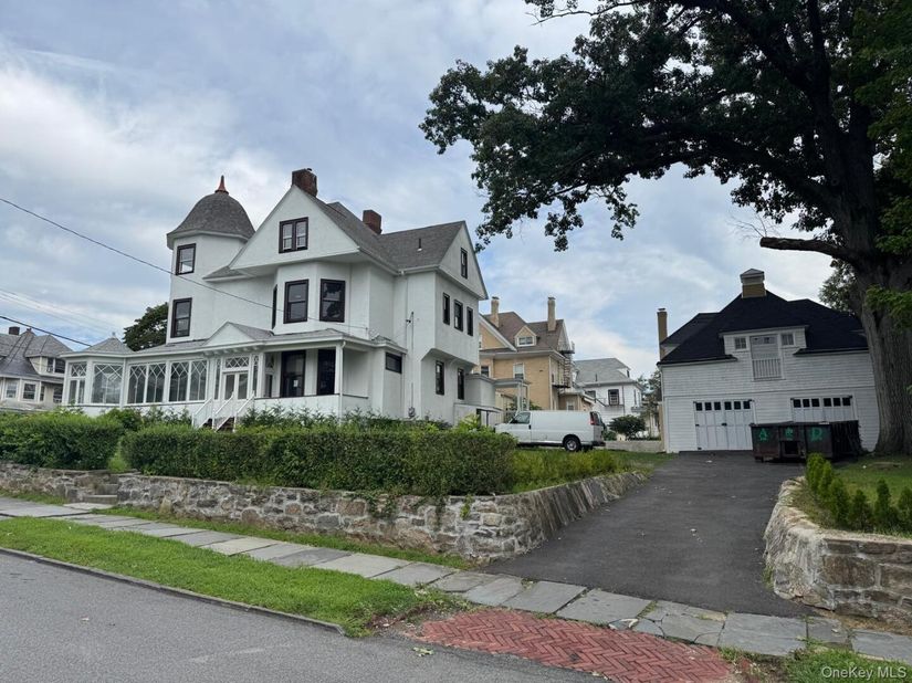 101 Summit Avenue, Mount Vernon NY 10550