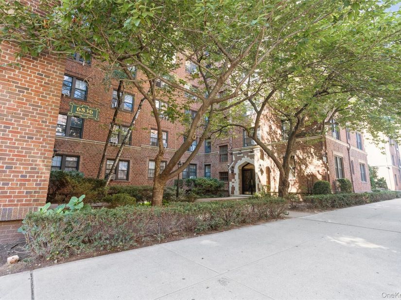68-36 Burns Street D1, Forest Hills NY 11375