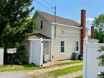970 E Main Street