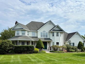 5 Old Neck Court