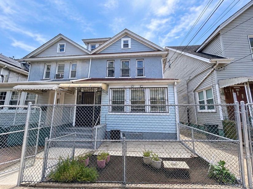 94-24 41st Road, Elmhurst NY 11373