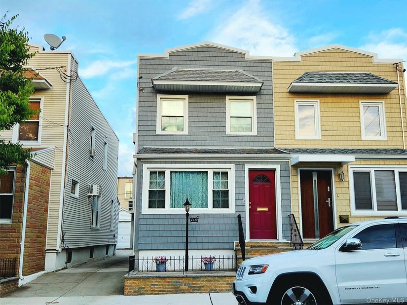 7431 64th Street, Glendale NY 11385