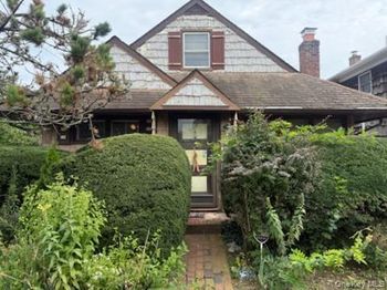 803 Ibsen Street