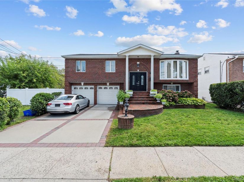 3185 Schreiber Place, Baldwin NY 11510