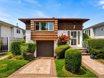 2508 E 64th Street