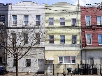 393 Crescent Street