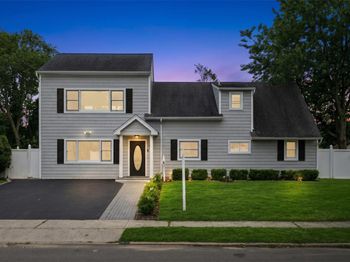 6 Regal Lane