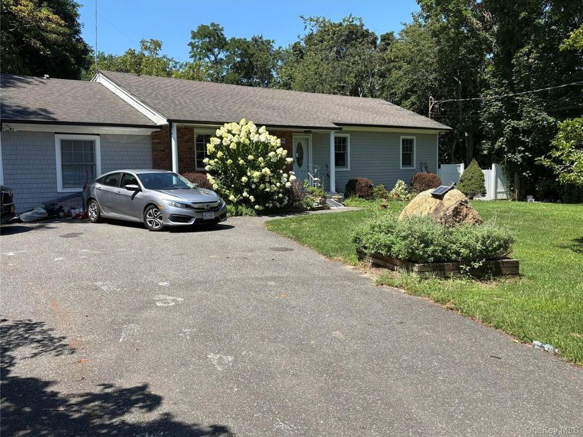 36595 County Rd 48, Peconic NY 11958