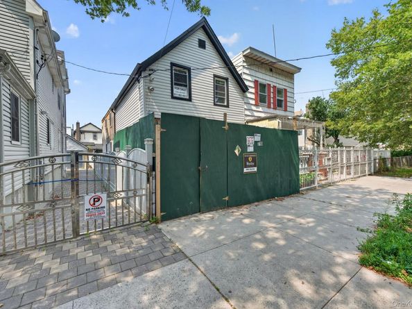 718 E 99th Street, Brooklyn NY 11236