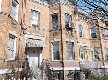 99 E 31st Street