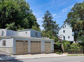 404 Prescott Street