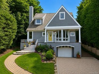 12 Valley Drive