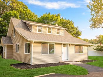 5 Long Pond Road