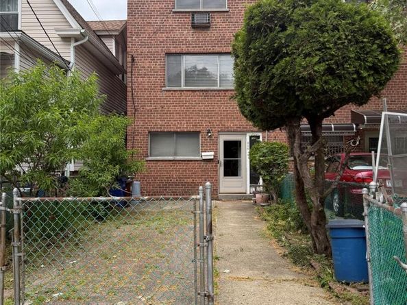 909 Burke Avenue, Bronx NY 10469