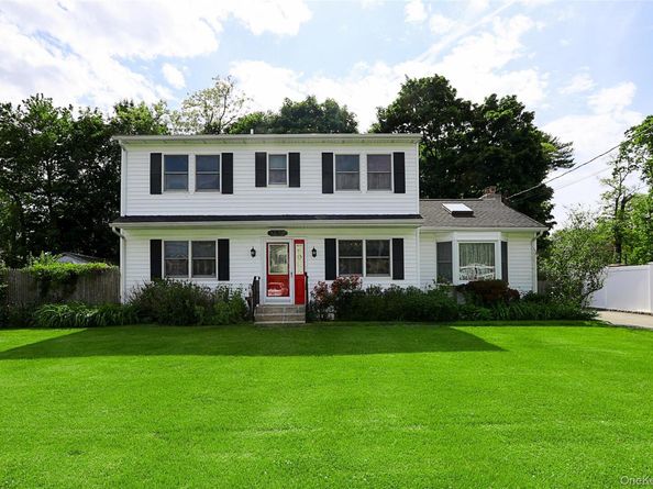 1372 Pine Drive, Bay Shore NY 11706