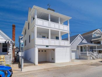78 Oswego Avenue
