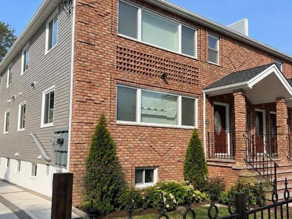 1724 New Haven Avenue, Far Rockaway NY 11691