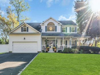 4 Magnolia Lane
