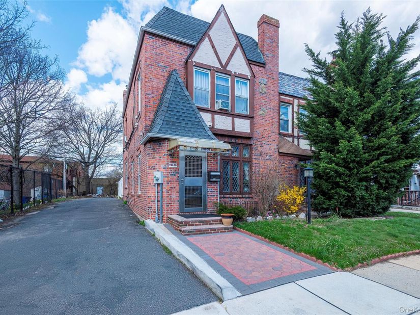 116-50 227th Street, Cambria Heights NY 11411