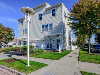 7008 Coral Reef Way
