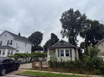 210 Dartmouth Street